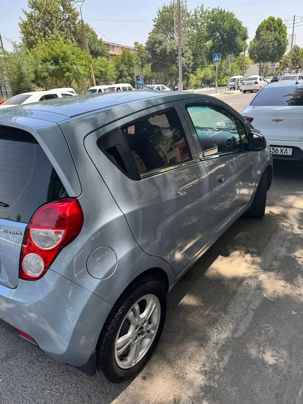 Chevrolet Spark M/T — фото 4