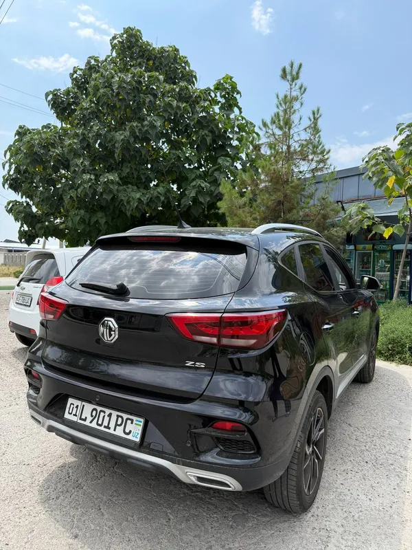 MG ZS (Black) 2023yil probeg 23700 SOTILADI 5 MG ZS (Black) 2023yil probeg 23700 SOTILADI 5