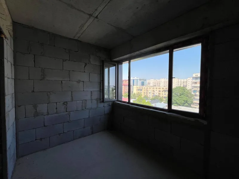 3/5/14 ЖК Askiya City, Яккасарайский район, квартира-коробка 105 м² с балконом — фото 1