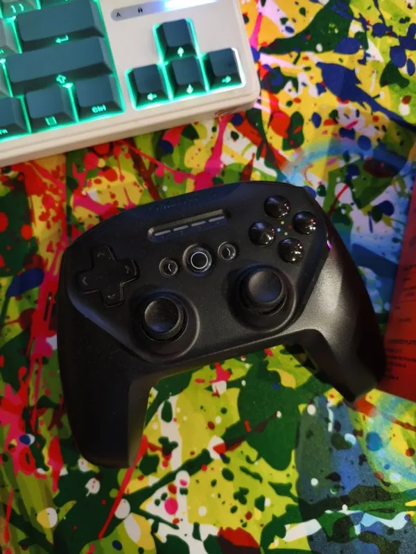 SteelSeries Stratus Duo — Wireless Gamepad 1 SteelSeries Stratus Duo — Wireless Gamepad 1