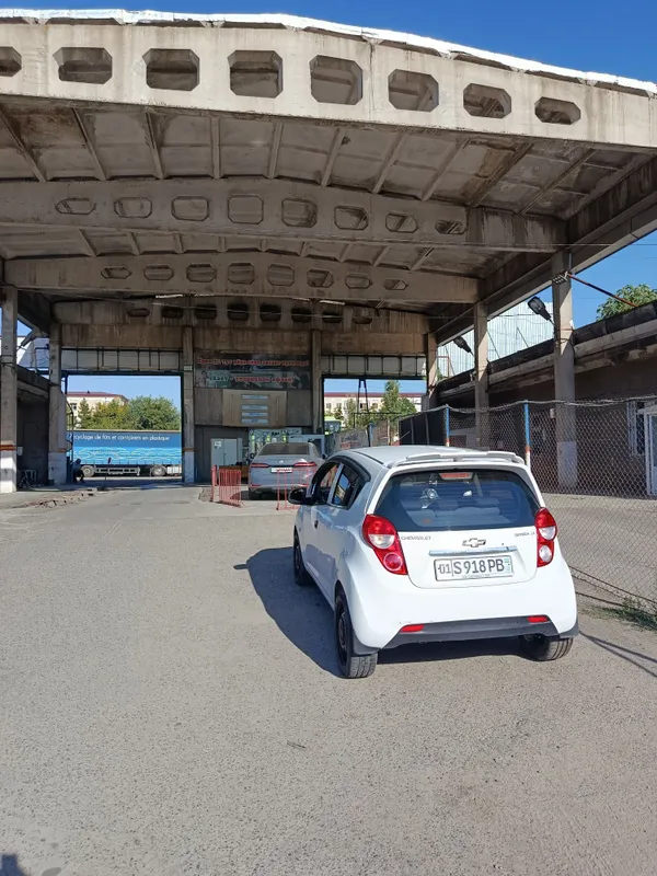 Spark 2014 yil prabeg 206.000km xolati yaxshi balon xolati oʻrta 2