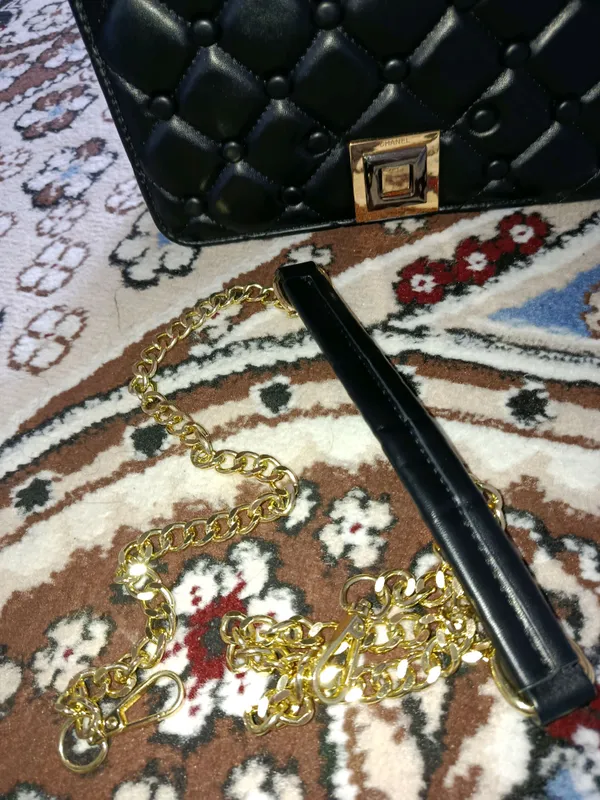Chanel ayollar sumkasi — фото 3