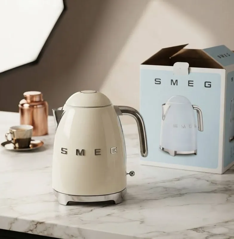 Электрический чайник Smeg 2