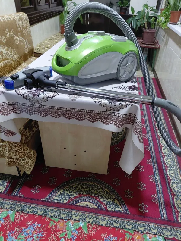Пылесос Gomer Lotus 2200W 3