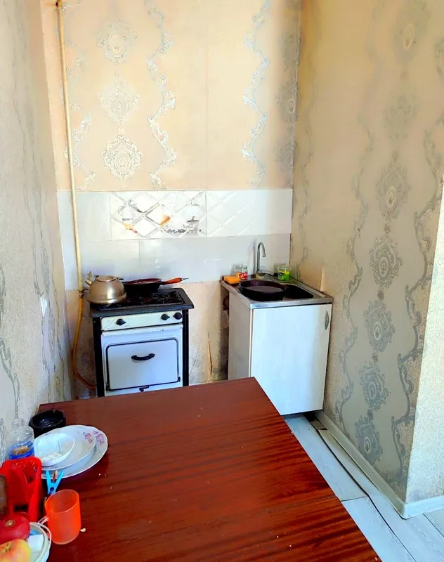 Sotuv 1/1/4, Chilonzor 20, g‘isht, 18 m², 6 Sotuv 1/1/4, Chilonzor 20, g‘isht, 18 m², 6