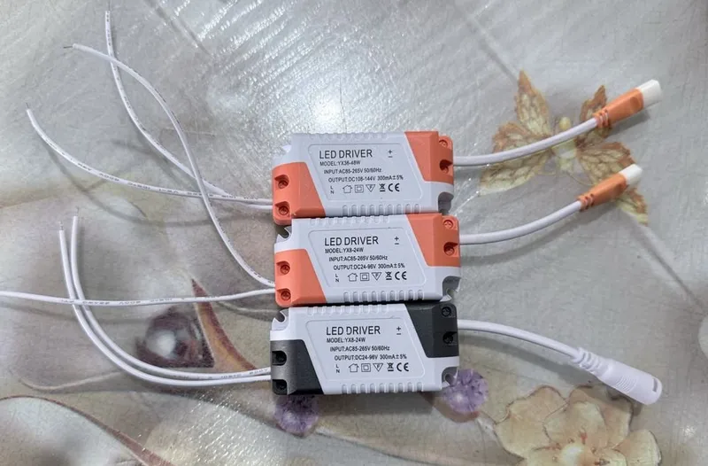 LED DRIVER 8x24w 36x48w 1 LED DRIVER 8x24w 36x48w 1