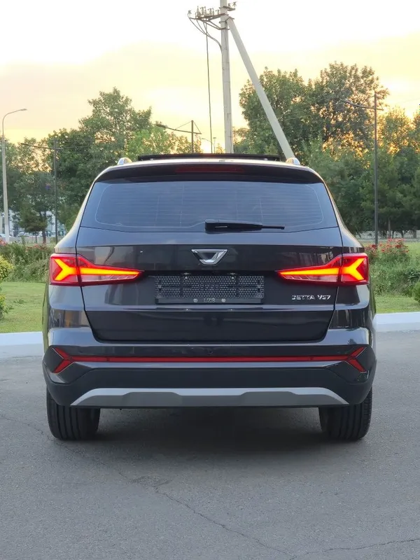 Volkswagen Jetta VS7 3 Volkswagen Jetta VS7 3
