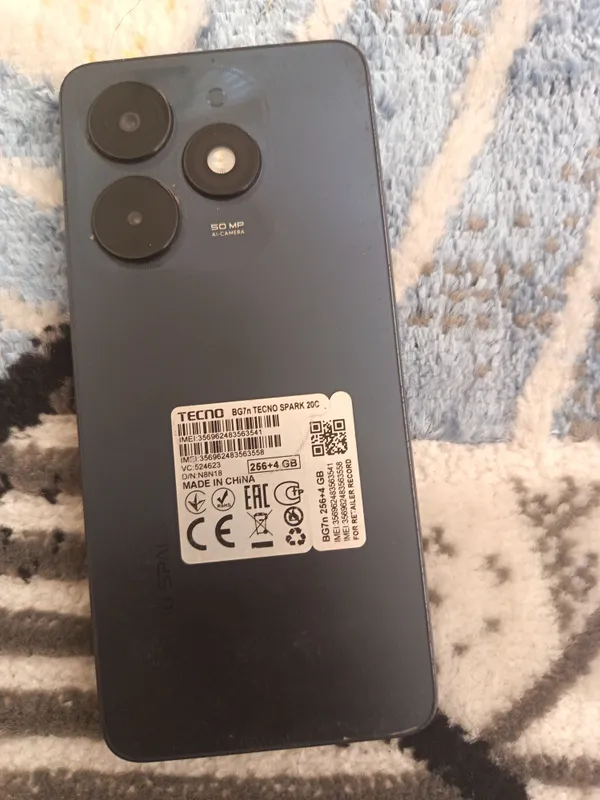 tecno spark 20 c 4+256 2
