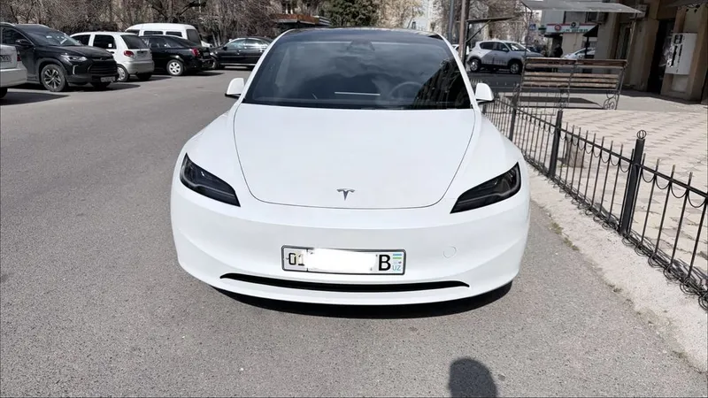 Tesla modul 3 highland dual motor ideal! Korea ! Kraska tozza 1 Tesla modul 3 highland dual motor ideal! Korea ! Kraska tozza 1