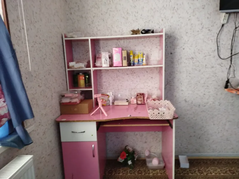 Продаётся парта 3