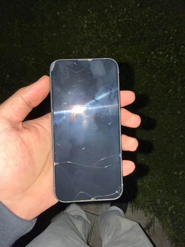iPhone 13 BLUE 310$ 4 iPhone 13 BLUE 310$ 4