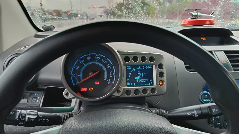 Spark 2-позиция Chevrolet — фото 2