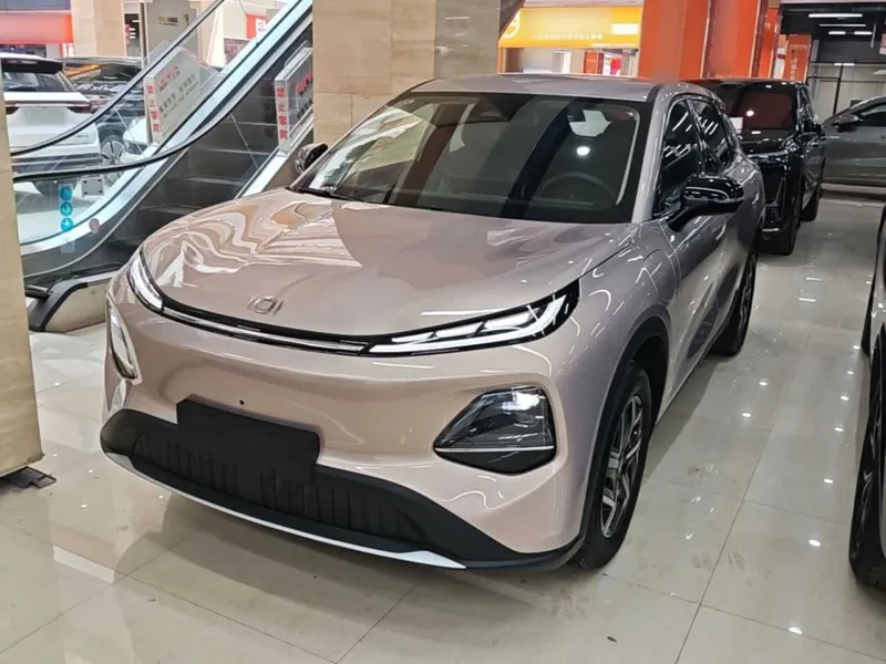 CHANGAN NEVO Q05 Model 405Max — фото 1
