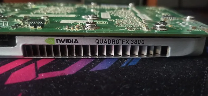 Nvidia Quadro FX 3800 б/у рабочий 2 Nvidia Quadro FX 3800 б/у рабочий 2