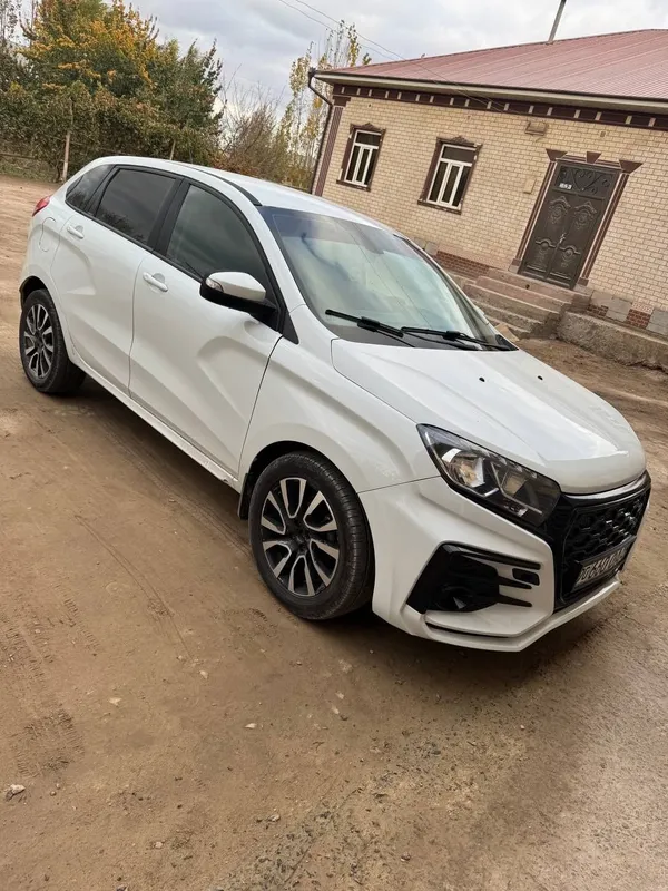 Lada xray sotiladi 2018-yil metani bor — фото 3