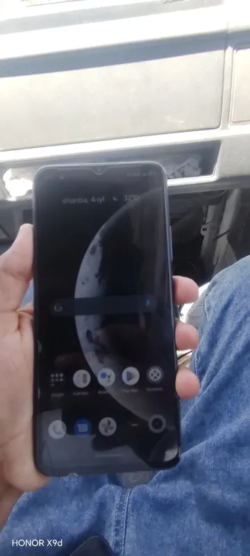 Realmi c21-y 2