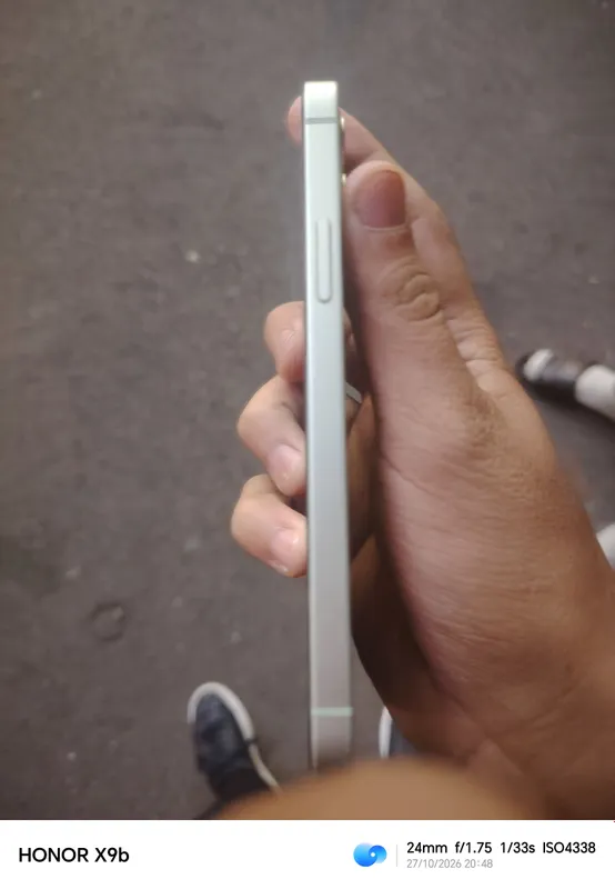 iPhone 12 4 iPhone 12 4
