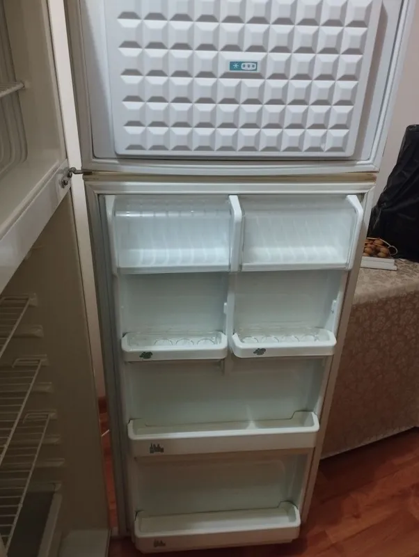 Холодильник indesit — фото 3