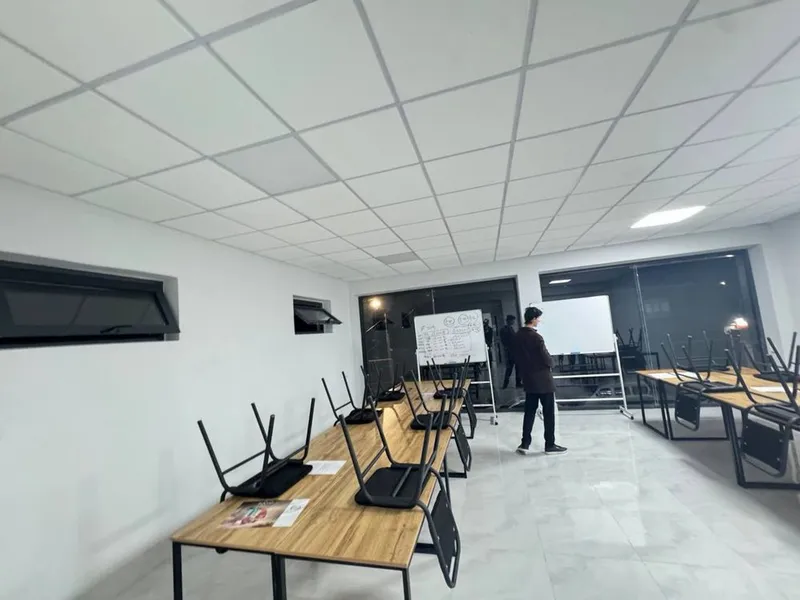 Сдаётся коммерческое помещение в Алмазарском районе 225 м² | Цена 8$