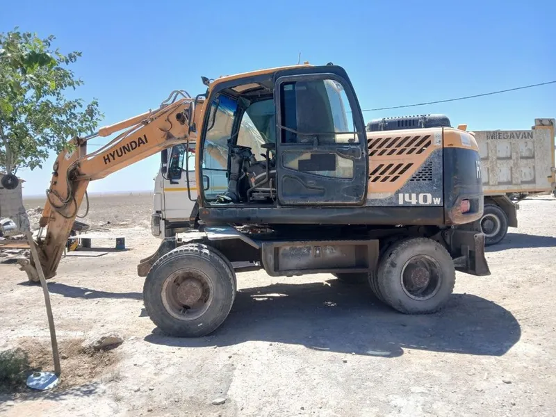 Hyundai ekskavator sotiladi 4 Hyundai ekskavator sotiladi 4
