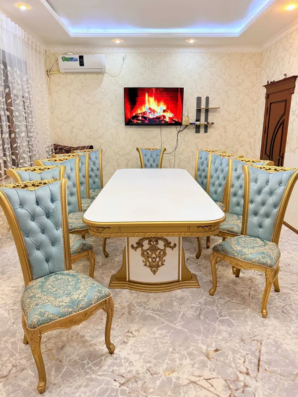 Срочно продам стол стул 2 Срочно продам стол стул 2