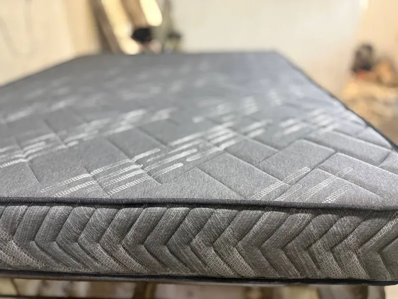 Matras kvadrati 250.000 ming soʻmdan 4 Matras kvadrati 250.000 ming soʻmdan 4