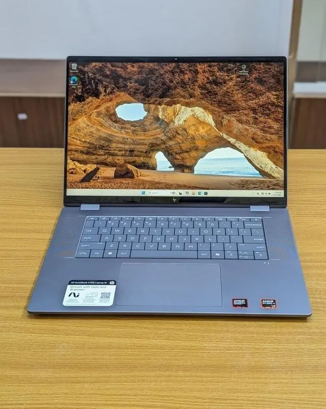 HP OmniBook X Flip AI 3