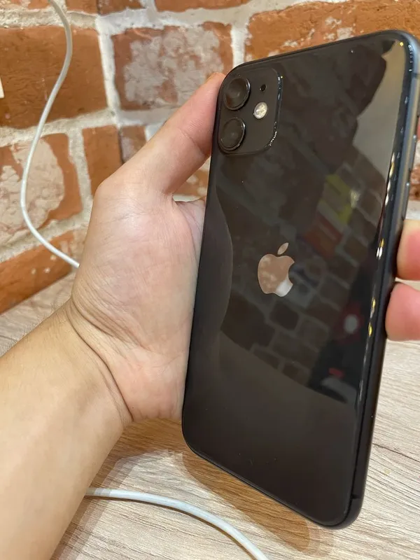 Iphone 11 ideal 92% full 2
