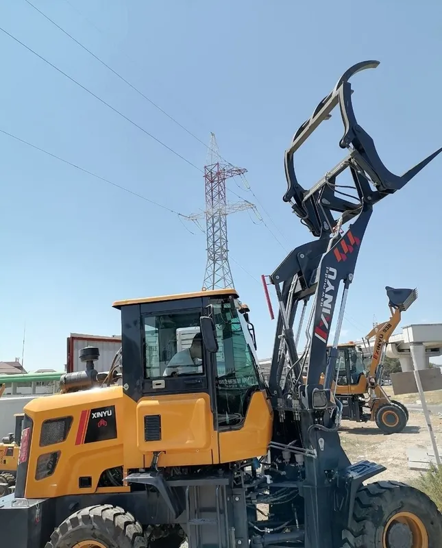 Погрузчик модели 938 бренда XINGYU 8