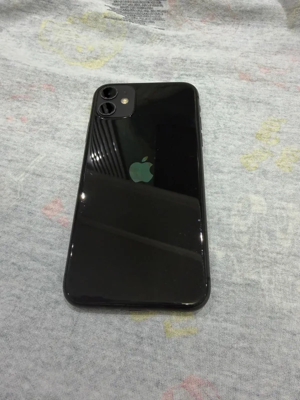 iPhone 11 64г в хорошем состояние