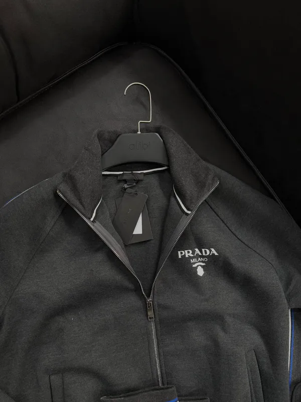 Prada ikki qismli to‘plam Arctic Blue, L, XL o‘lcham 6 Prada ikki qismli to‘plam Arctic Blue, L, XL o‘lcham 6