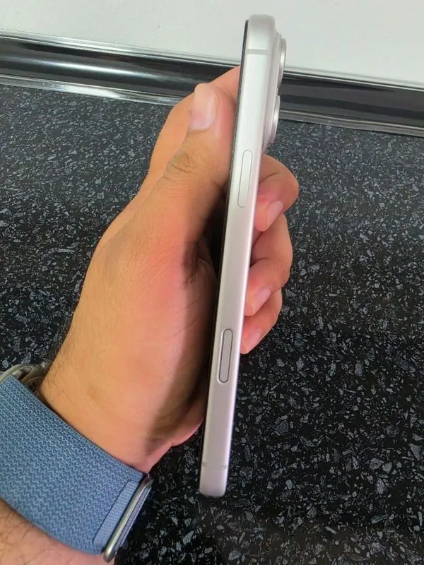 Iphone 17 pro max — фото 2