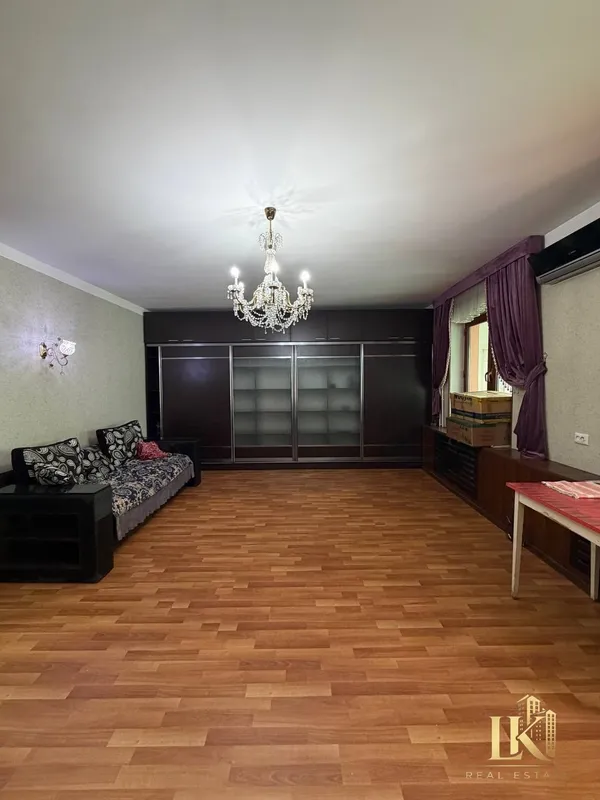 Продаётся просторная 3-комнатная квартира 80 м²