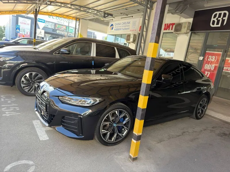 Bmw i4 40l full 2022 yili — фото 2