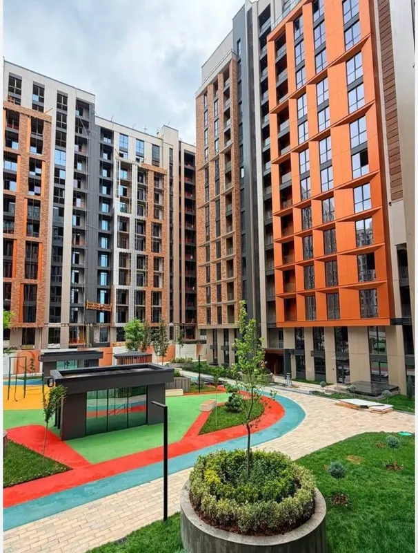Regnum Plaza JKda 2 xonali kvartira sotiladi 1