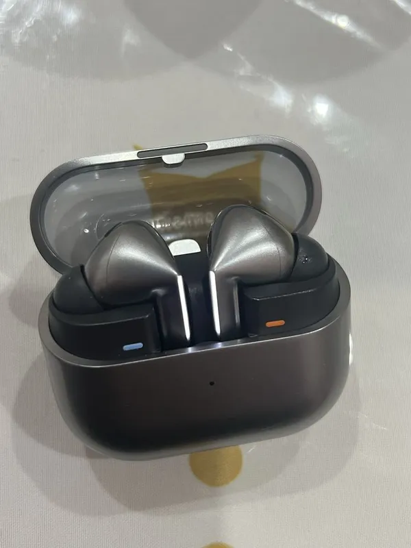 Buds Pro 3 black