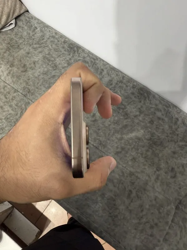 Iphone 16 pro max 256 sim esim otgan — фото 2