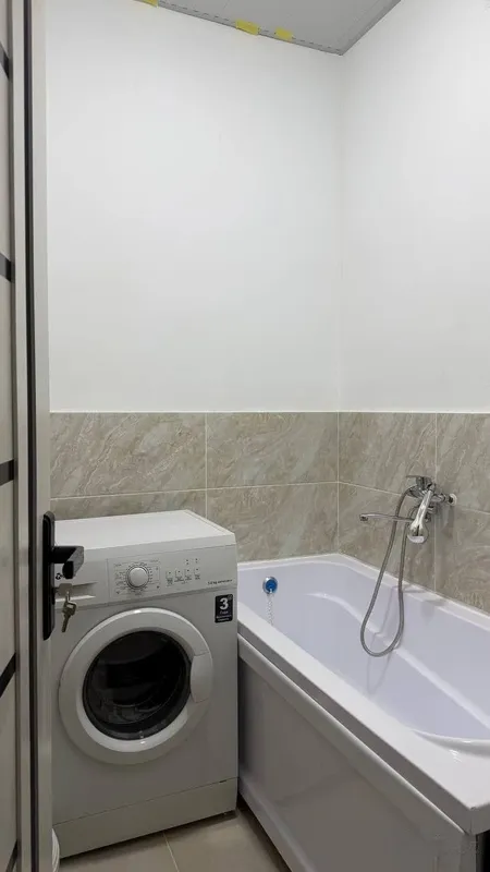 Yalangach 2/3/4, 48 m², Maishiy xizmat uyi, Shirin bozori 7 Yalangach 2/3/4, 48 m², Maishiy xizmat uyi, Shirin bozori 7
