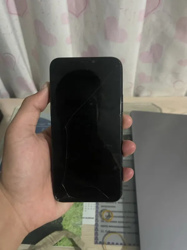 Iphone11 pro sotiladi srochna holati orta 2