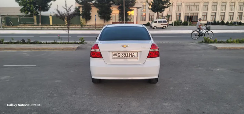 Chevrolet  Nexi3 2021 naht va bank qilib biriladi — фото 2