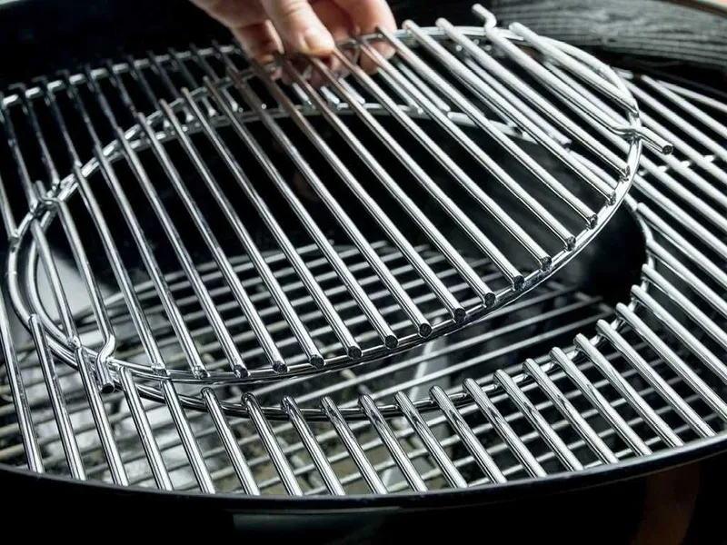 Угольный гриль Weber Master-Touch GBS E-5750 57 см с чехлом 3 Угольный гриль Weber Master-Touch GBS E-5750 57 см с чехлом 3