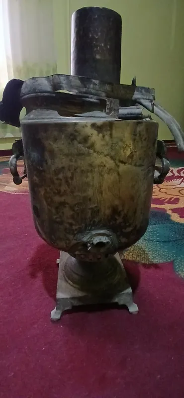 Qadimgi Samovar rossiya imperiyasi davrida ishlab chiqilgan