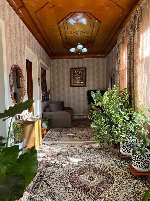 СРОЧНО дом Кадышева, конечка, можно под ипотеку. Возле Кадышева базара — фото 1