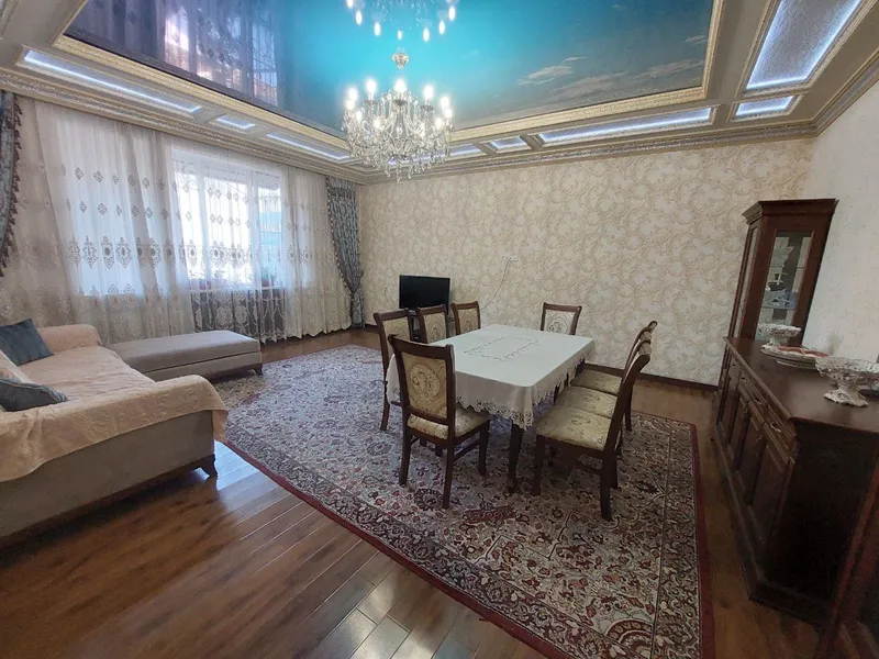 Yangi qurilishda 5 xonali kvartira sotiladi, 185 m², Mirobod tumani 1 Yangi qurilishda 5 xonali kvartira sotiladi, 185 m², Mirobod tumani 1