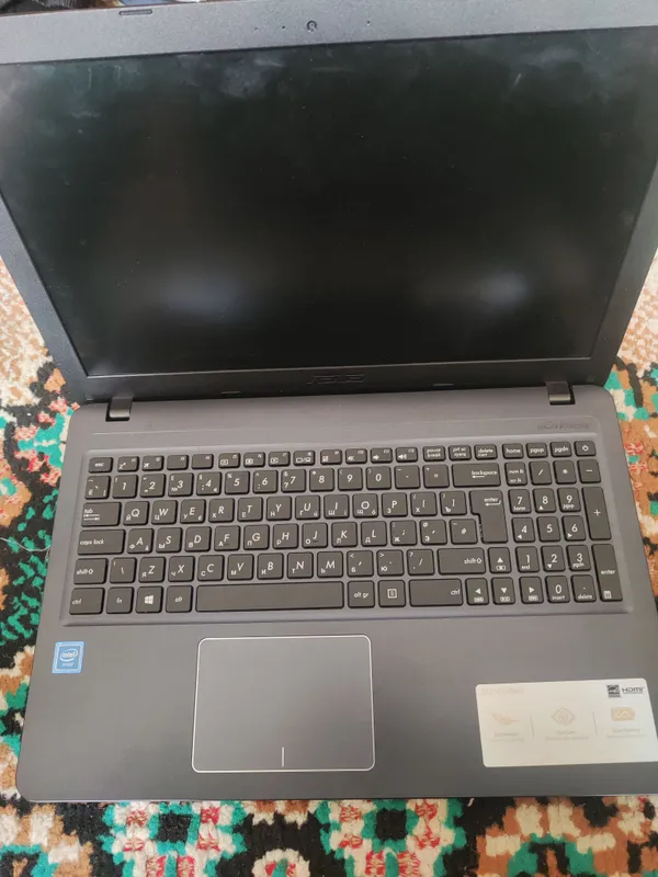 ASUS VivoBook