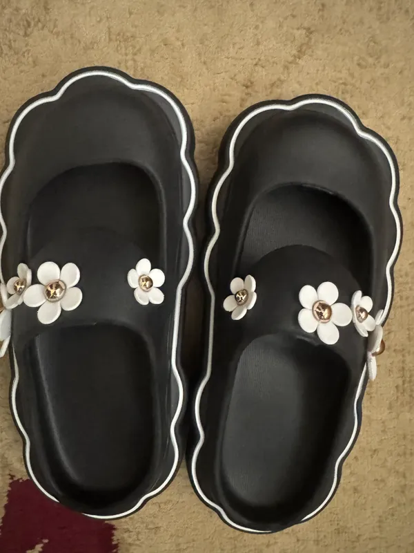 Kroks sotiladi Kroks sotiladi