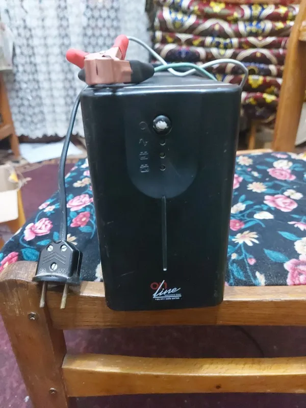UPS akuylator zaryadchiklar sotiladi 2 UPS akuylator zaryadchiklar sotiladi 2