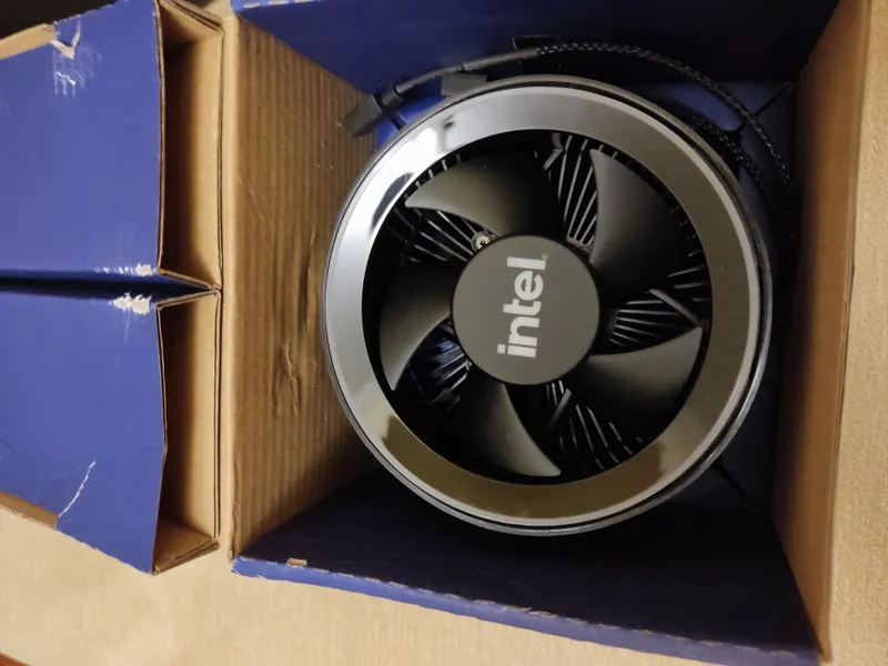 Оригинальные BOX кулеры AMD, INTEL 2 Оригинальные BOX кулеры AMD, INTEL 2