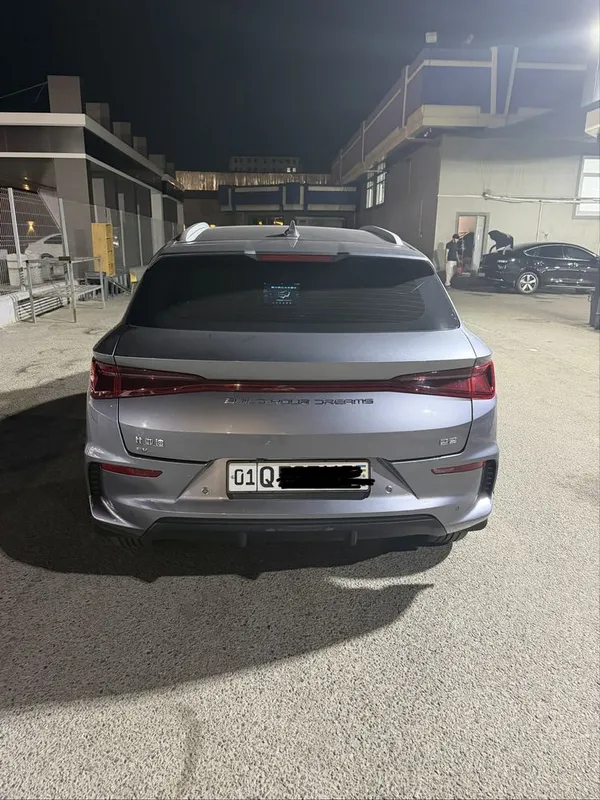 Byd e2 luxure 2023 yil 4