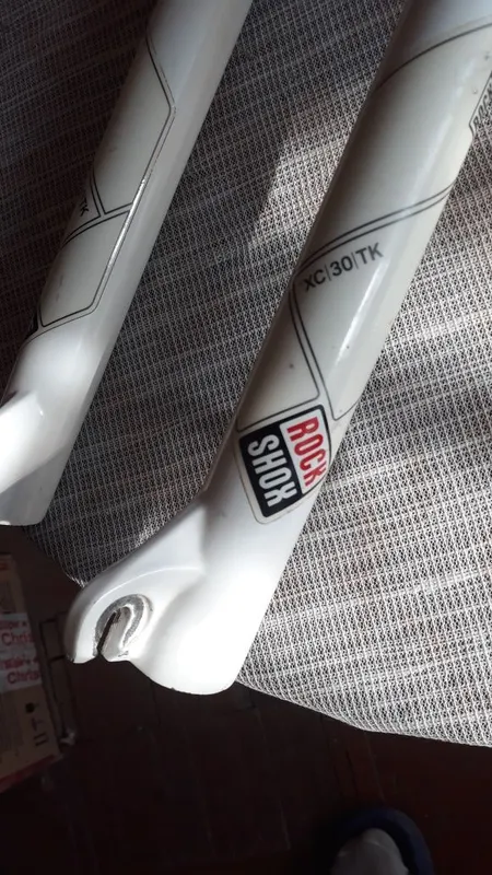 Обменяю оригинал вилку Rock shox на шоссе дуалы автоматы — фото 2